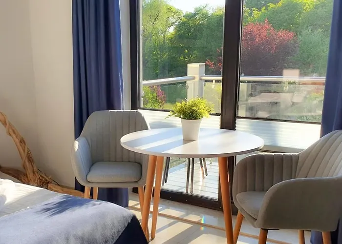 Abrazja - Wypoczynek Dla Doroslych * Jastrzębia Góra